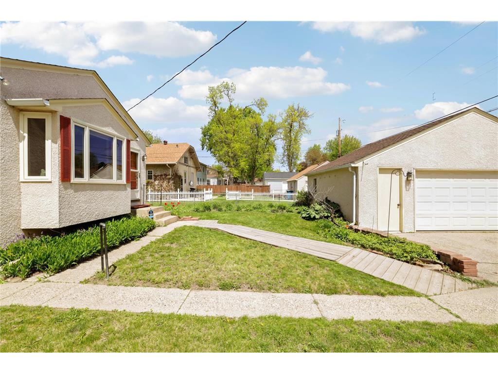 4200 Beard Avenue N Robbinsdale MN 55422 7063435 image43