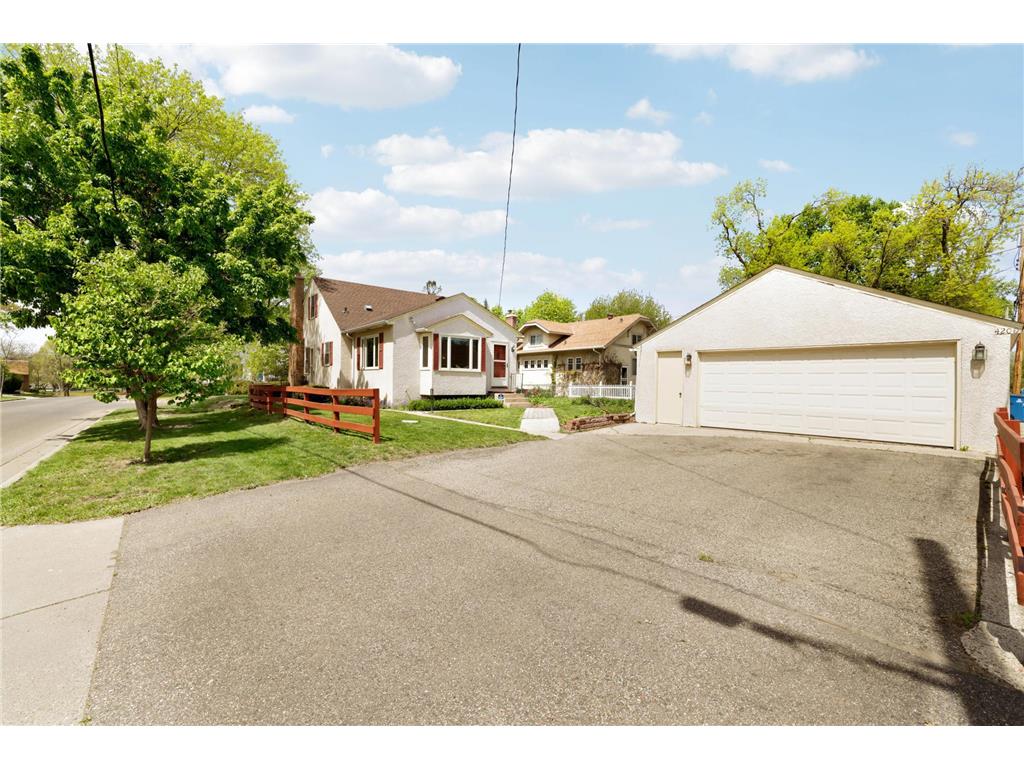 4200 Beard Avenue N Robbinsdale MN 55422 7063435 image45