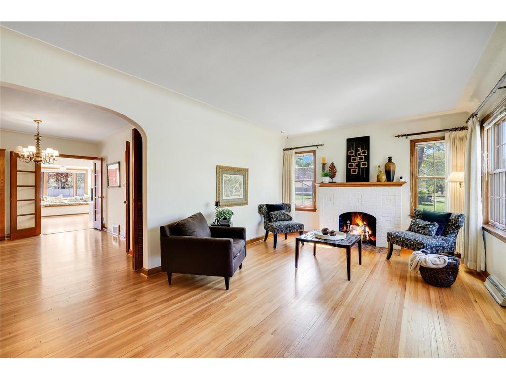 4200 Beard Avenue N Robbinsdale MN 55422 7063435 image5