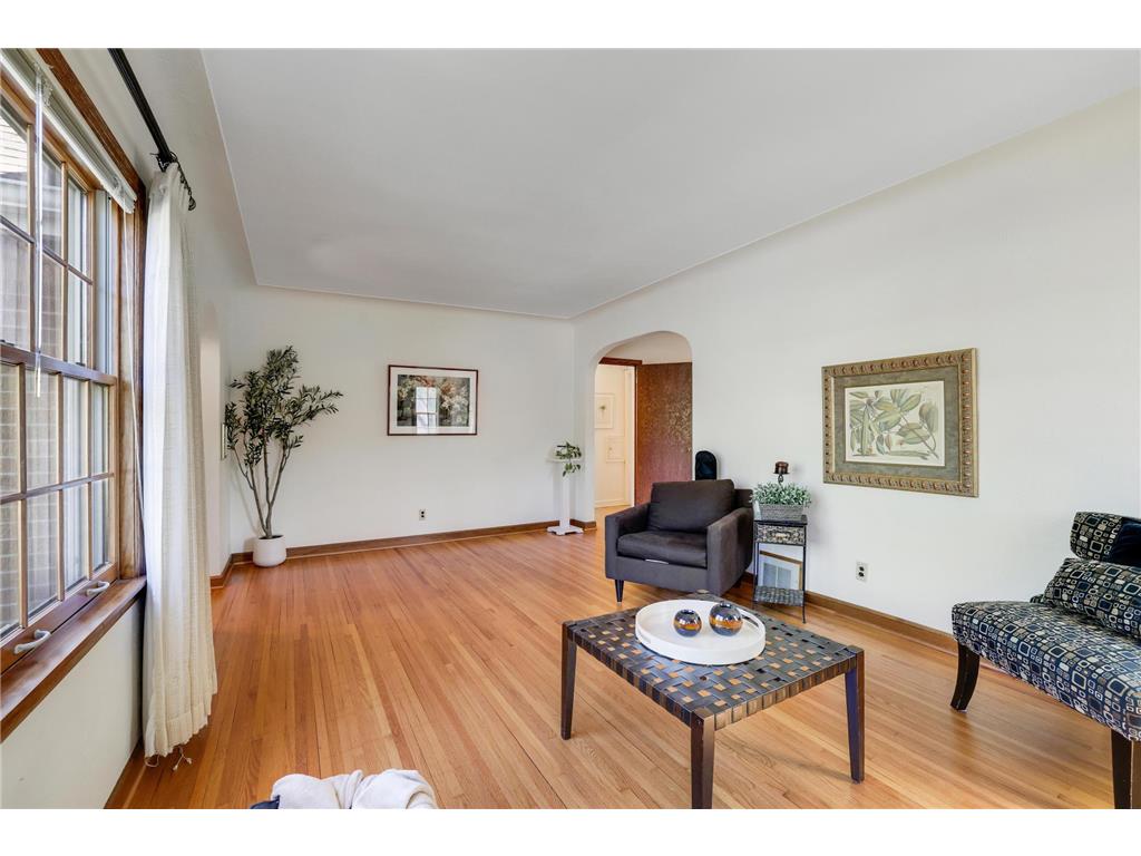 4200 Beard Avenue N Robbinsdale MN 55422 7063435 image8