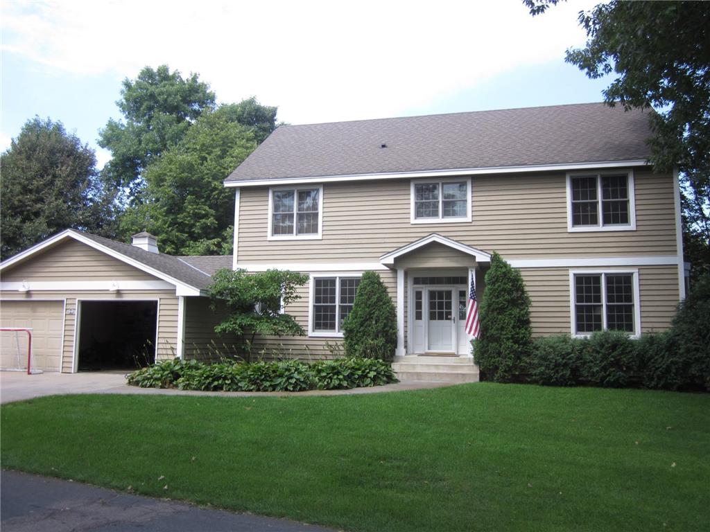 4200 North Lane, Deephaven, MN, 55331 MLS 6367618 Edina Realty