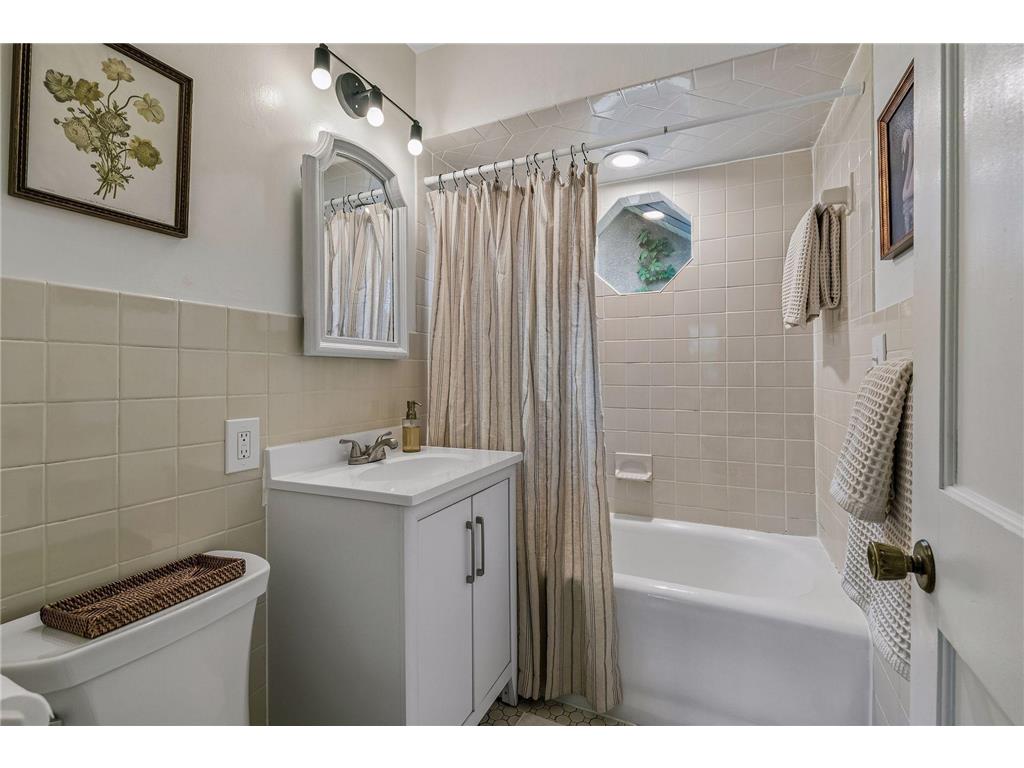 4200 Oakland Avenue Minneapolis MN 55407 7061867 image22