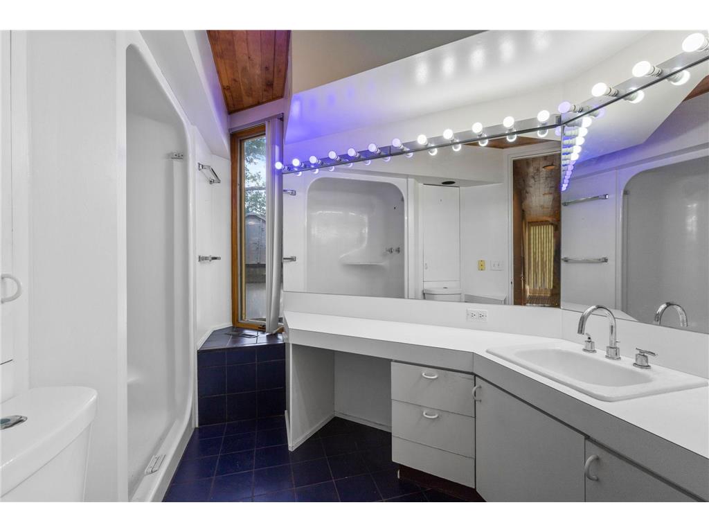 4200 Poplar Drive Golden Valley MN 55422 7103288 image26