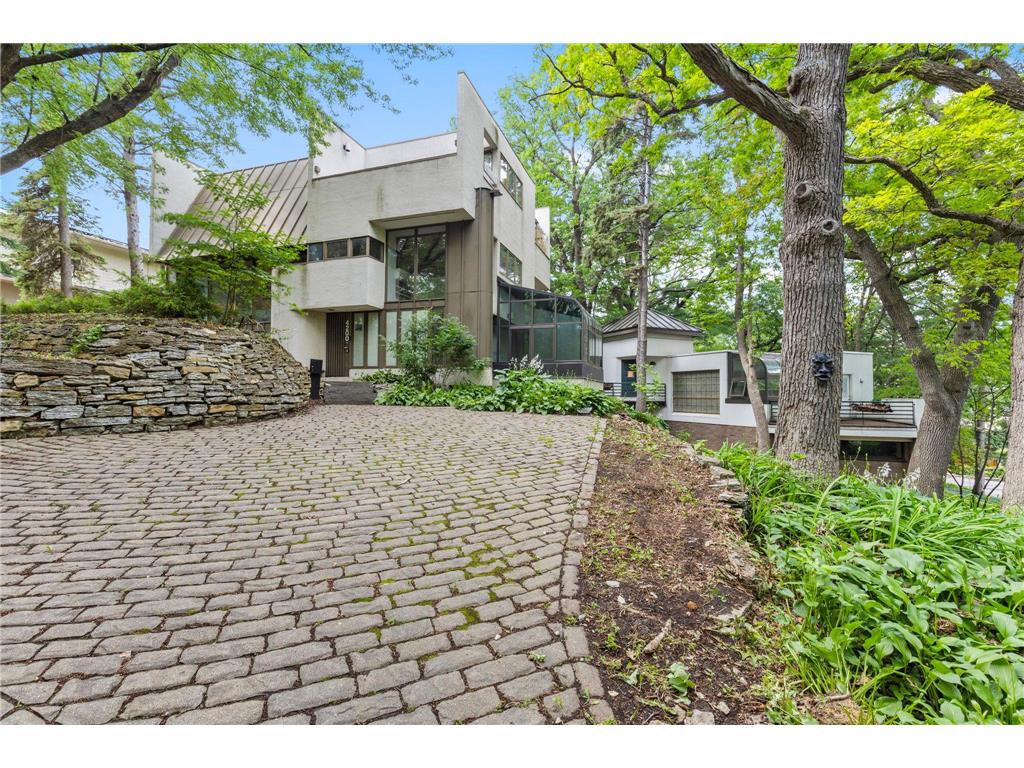 4200 Poplar Drive Golden Valley MN 55422 7103288 image4