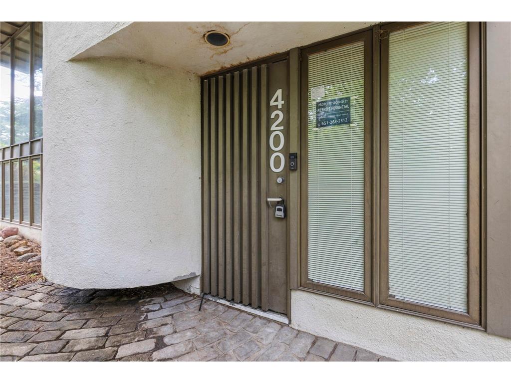 4200 Poplar Drive Golden Valley MN 55422 7103288 image8