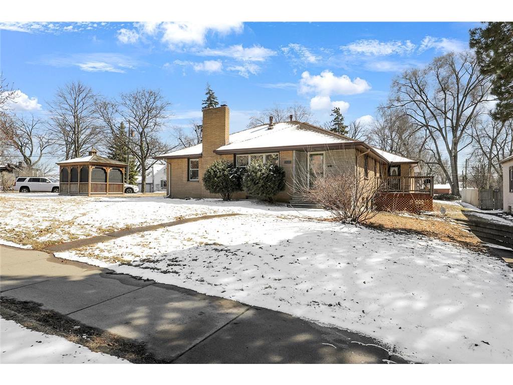 4201 40th Avenue N Robbinsdale MN 55422 - Crystal 7035777 image16