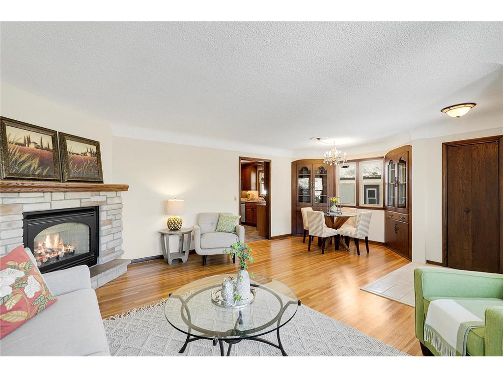 4201 40th Avenue N Robbinsdale MN 55422 - Crystal 7035777 image2