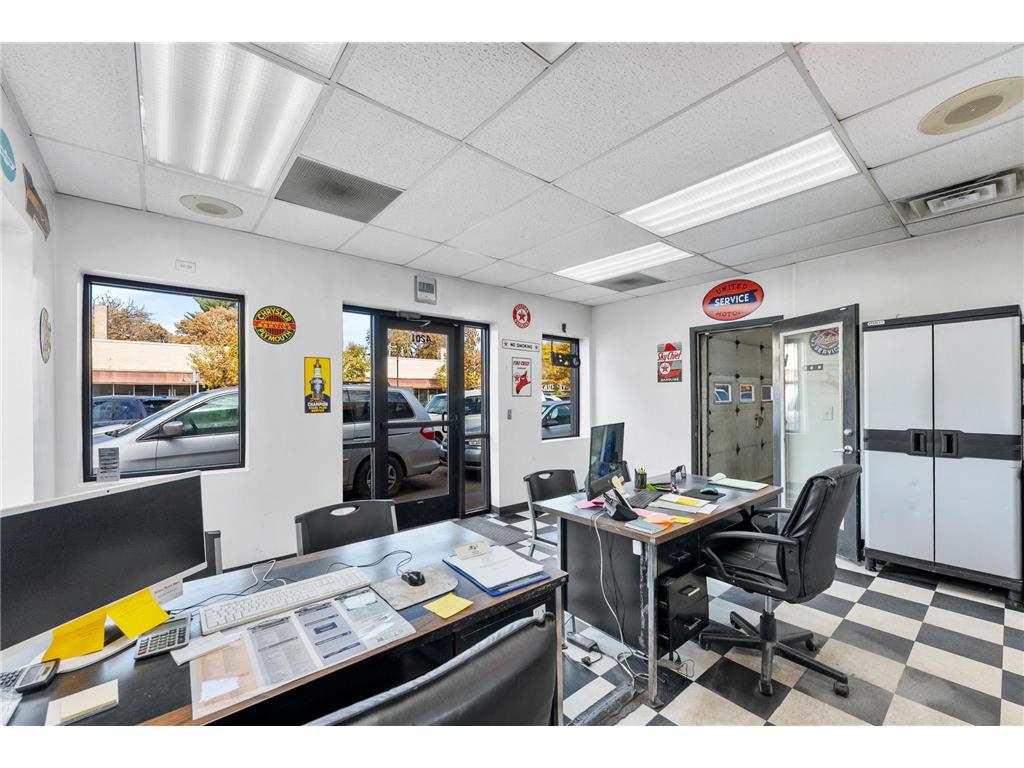 4201 E Lake Street Minneapolis MN 55406 6812773 image22