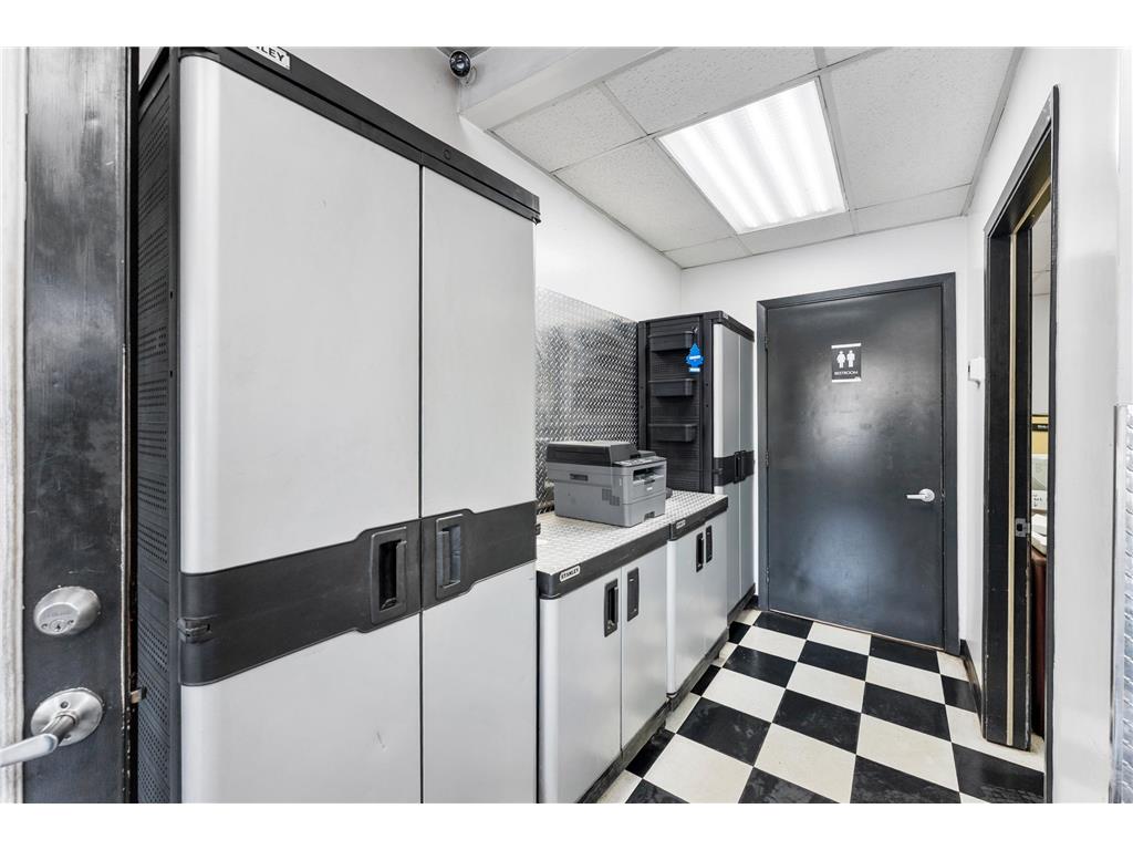 4201 E Lake Street Minneapolis MN 55406 6812773 image25