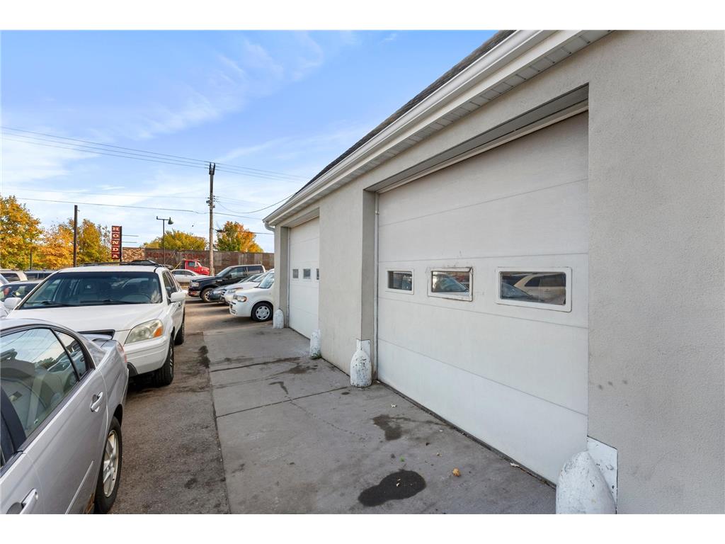 4201 E Lake Street Minneapolis MN 55406 6812773 image4