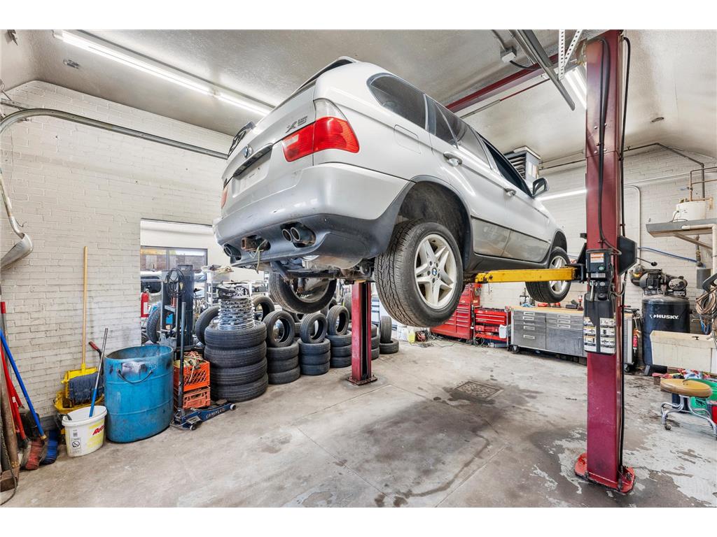 4201 E Lake Street Minneapolis MN 55406 6812773 image6