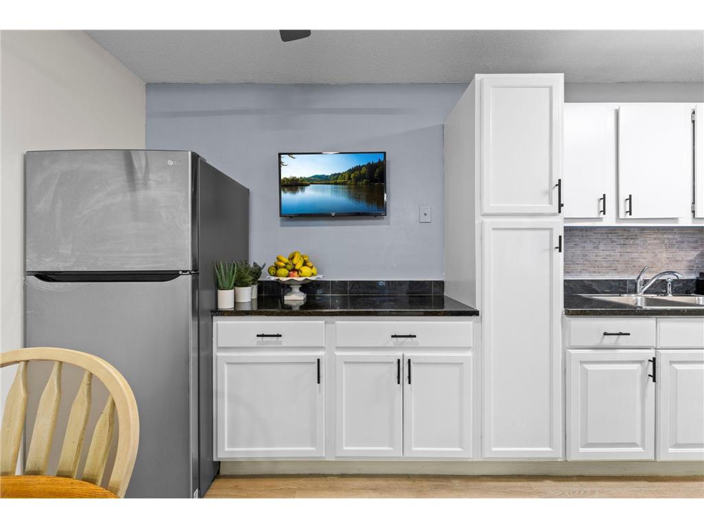 4201 Lakeside Avenue N #214 Brooklyn Center MN 55429 7113954 image5