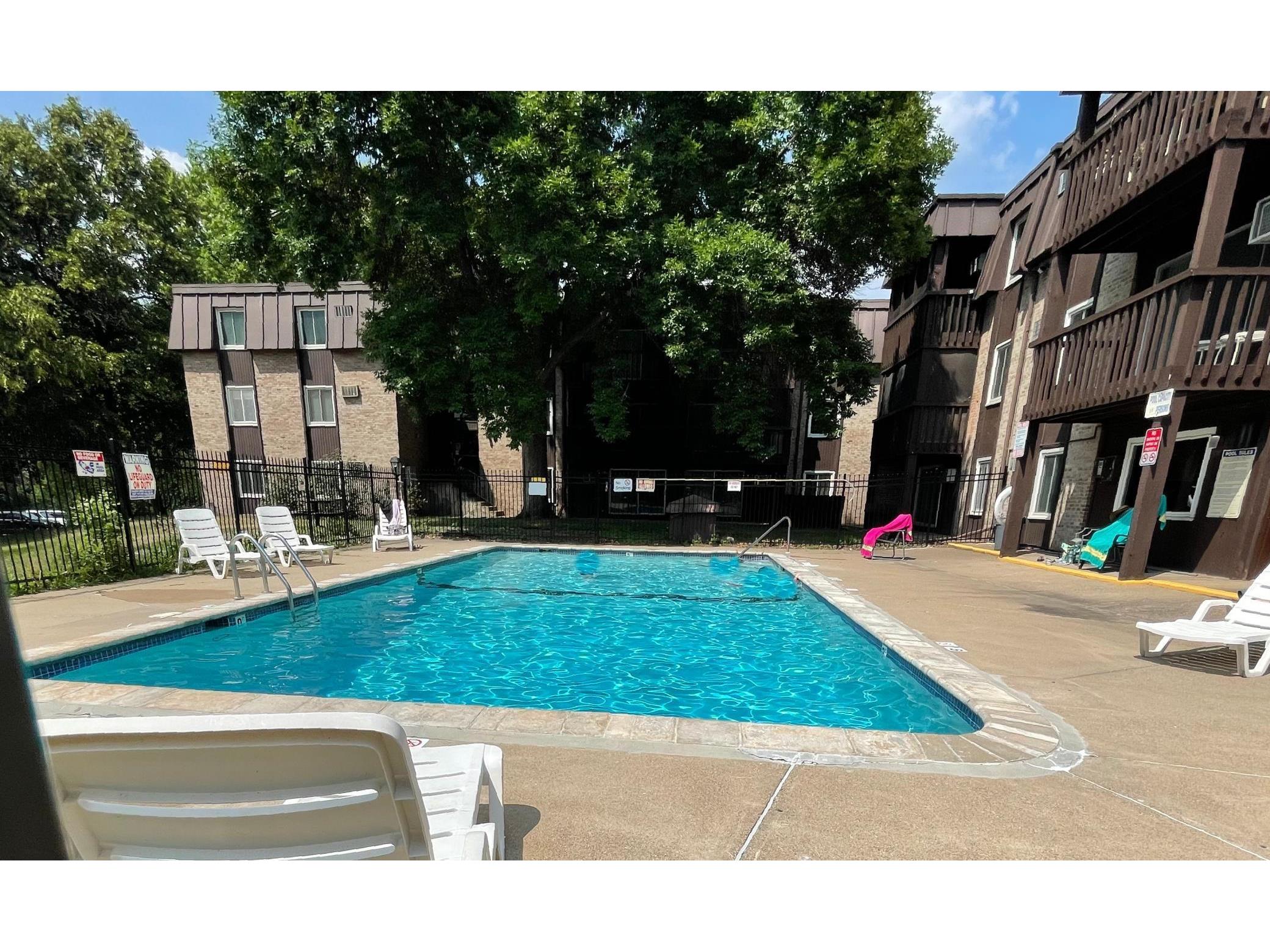 4201 Lakeside Avenue N 310, Brooklyn Center, MN, 55429 MLS 6029451