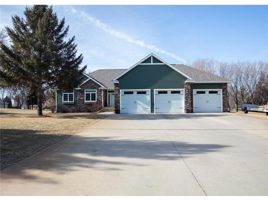 4201 Rue De Frenchman NE Alexandria MN 56308 6499709 image1