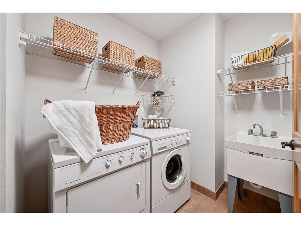 4201 Sunset Drive #N220 Spring Park MN 55384 - Lake Minnetonka 6816109 image30