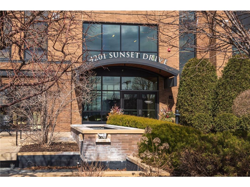 4201 Sunset Drive #N406 Spring Park MN 55384 - Lake Minnetonka 6816114 image35