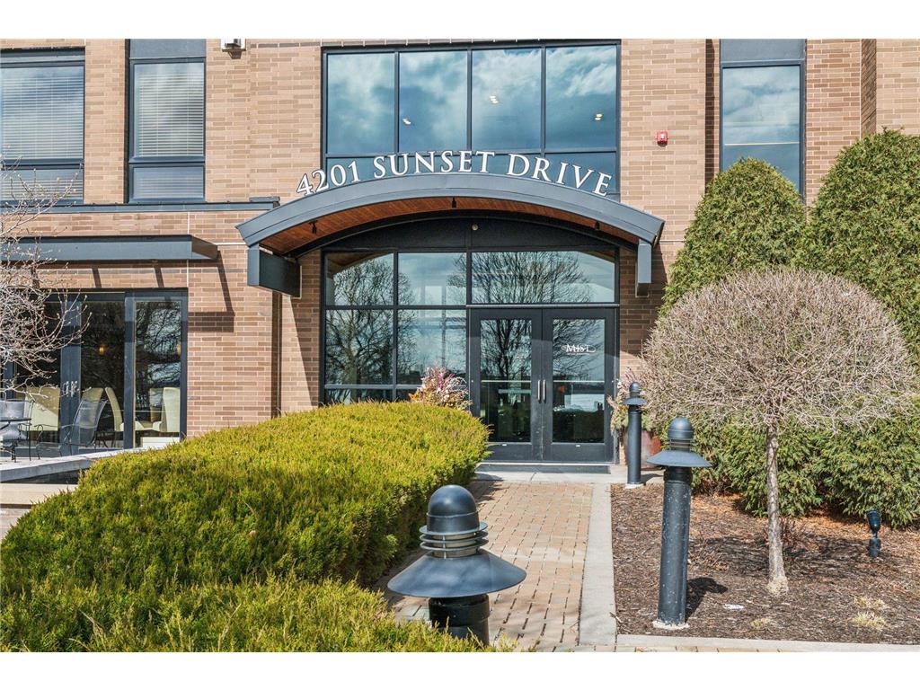 4201 Sunset Drive #N406 Spring Park MN 55384 - Lake Minnetonka 6816114 image38