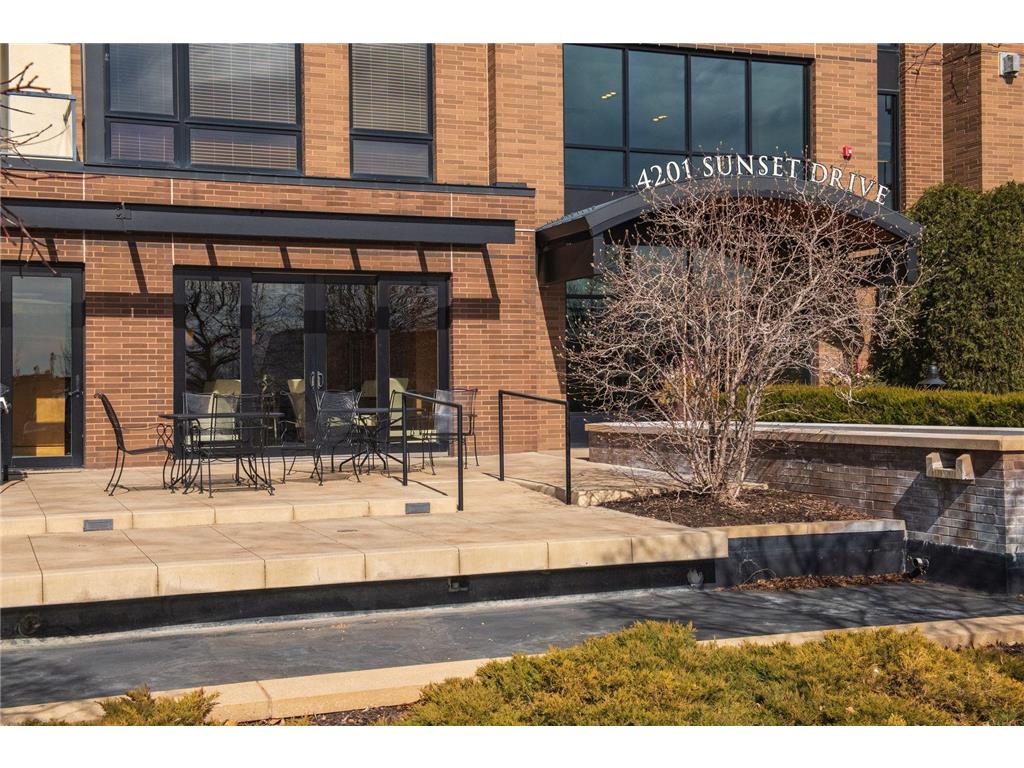 4201 Sunset Drive #N406 Spring Park MN 55384 - Lake Minnetonka 6816114 image57