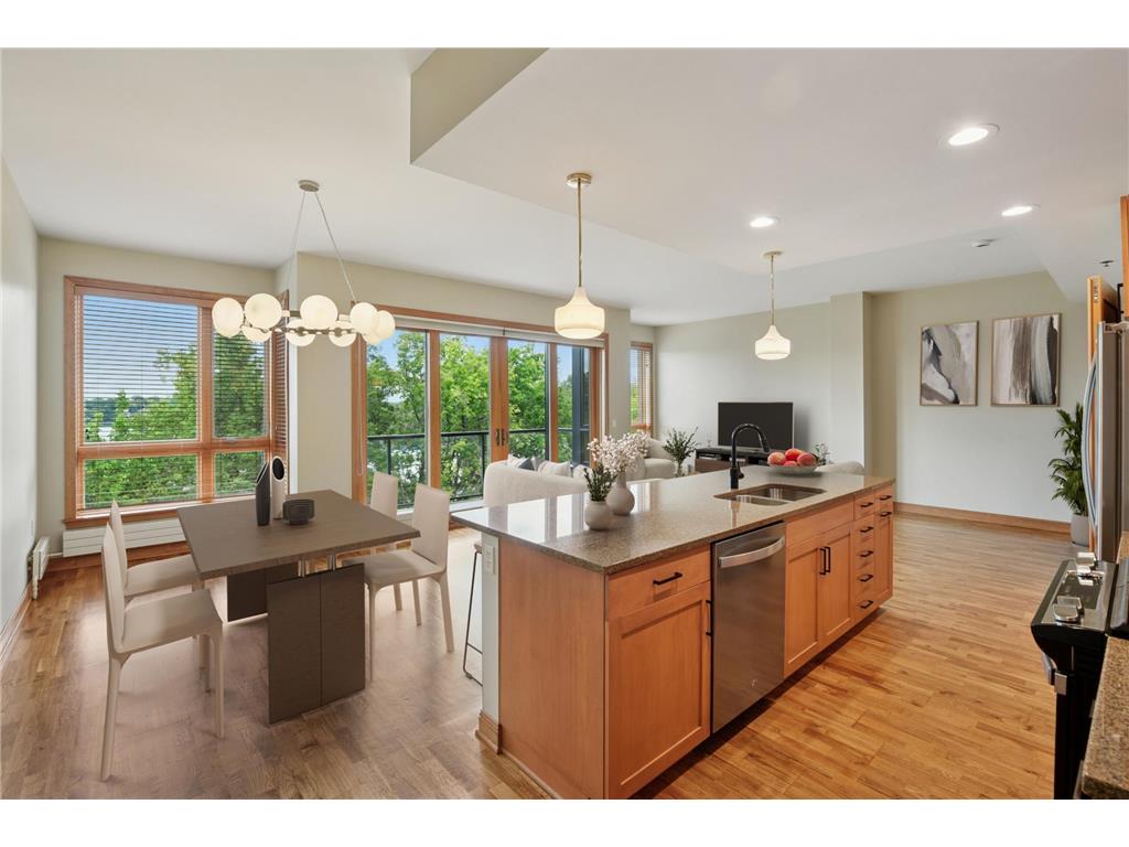 4201 Sunset Drive #N412 Spring Park MN 55384 - Lake Minnetonka 6774541 image1