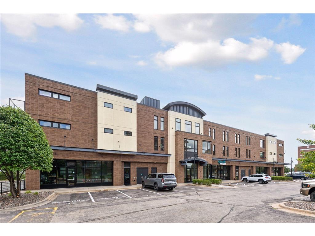 4201 Sunset Drive #N412 Spring Park MN 55384 - Lake Minnetonka 6774541 image60