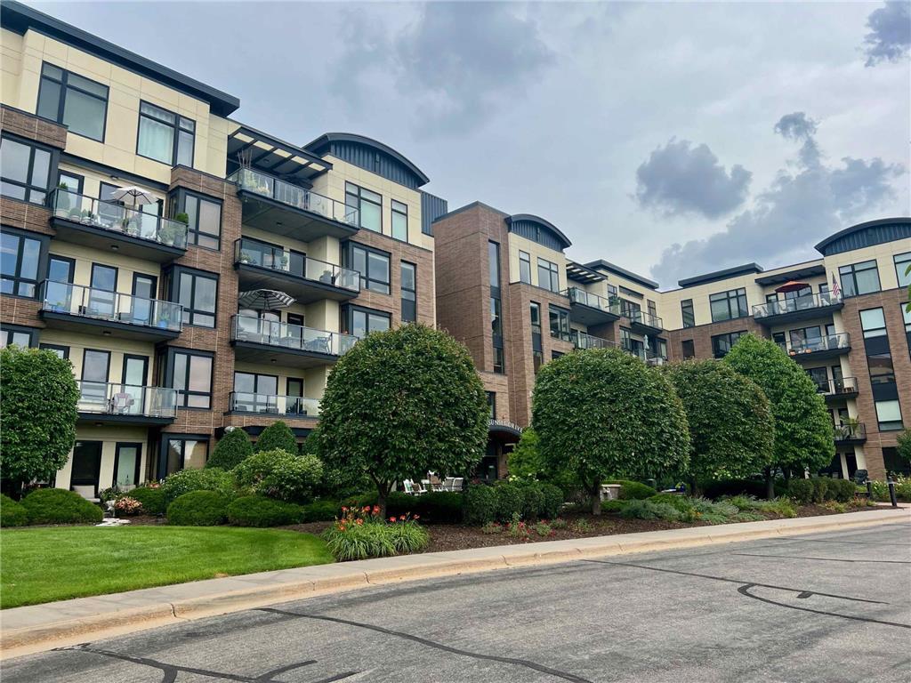 4201 Sunset Drive N503, Spring Park, MN 55384 MLS 6409471 Edina