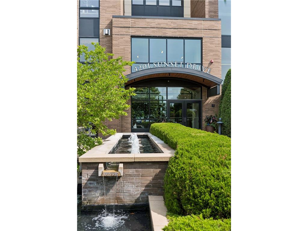 4201 Sunset Drive #N505 Spring Park MN 55384 - Lake Minnetonka 7015717 image45