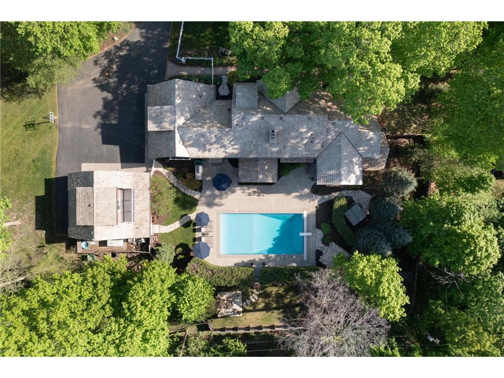 4202 Heathcote Road Deephaven MN 55391 7074748 image32
