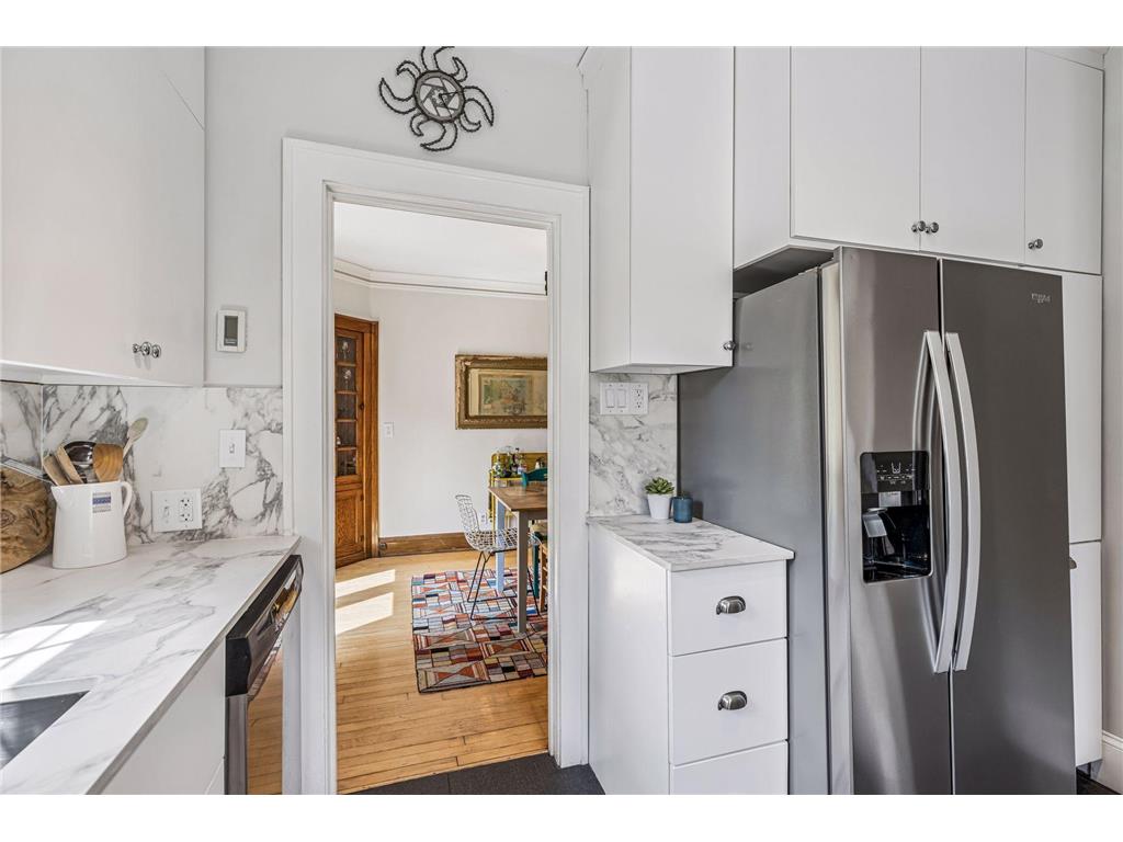 4202 Portland Avenue Minneapolis MN 55407 7107459 image14