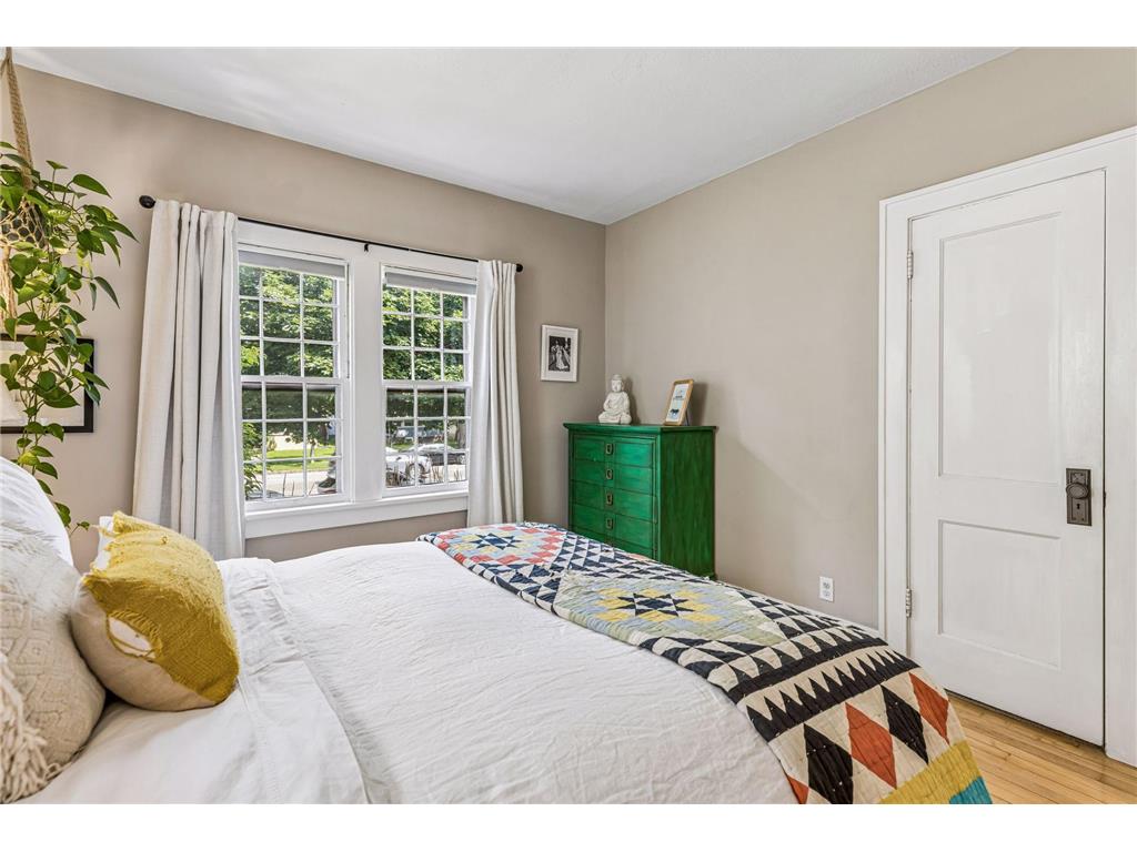 4202 Portland Avenue Minneapolis MN 55407 7107459 image16