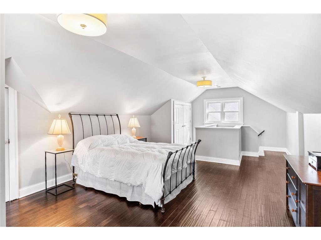 4202 Portland Avenue Minneapolis MN 55407 7107459 image23