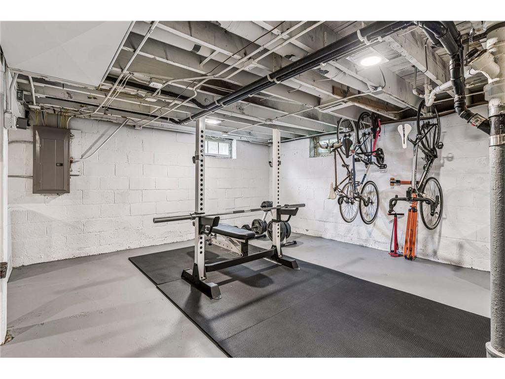 4202 Portland Avenue Minneapolis MN 55407 7107459 image30