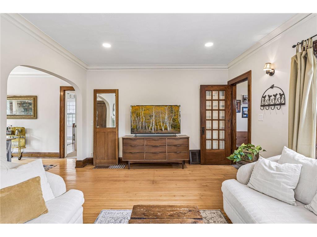 4202 Portland Avenue Minneapolis MN 55407 7107459 image8