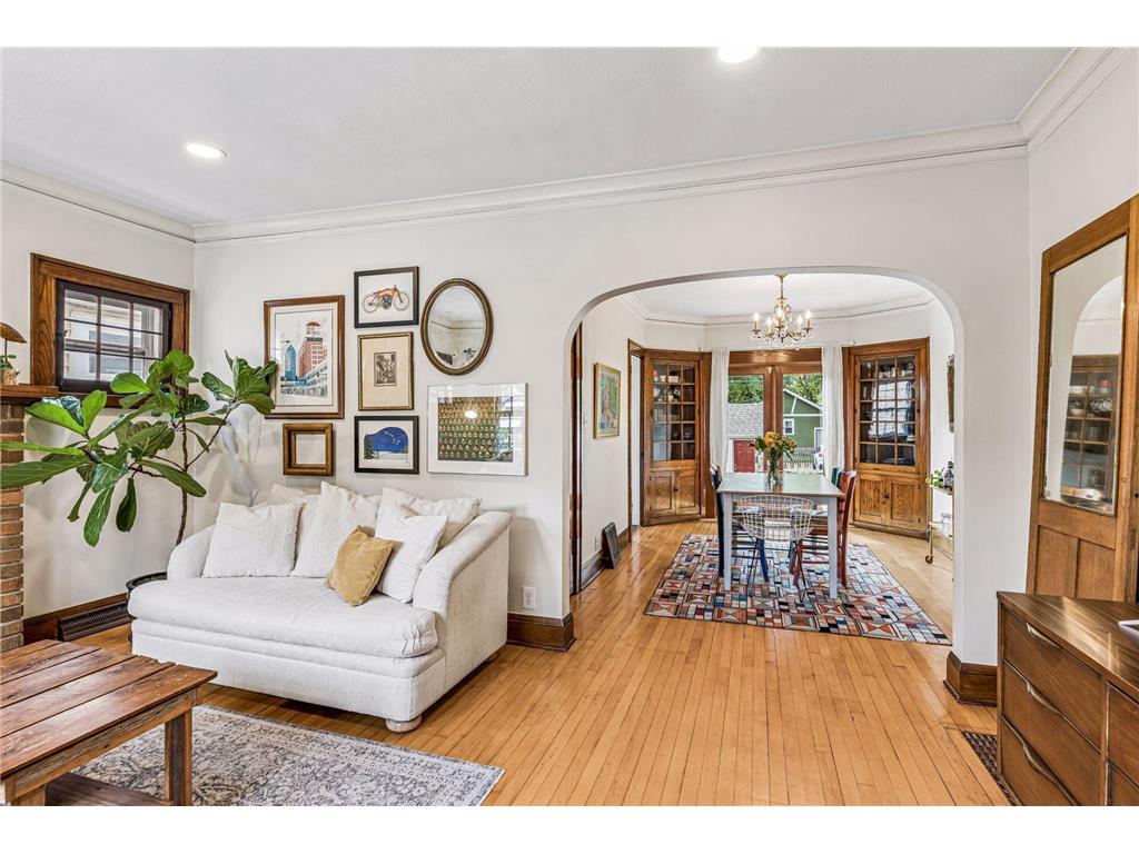 4202 Portland Avenue Minneapolis MN 55407 7107459 image9
