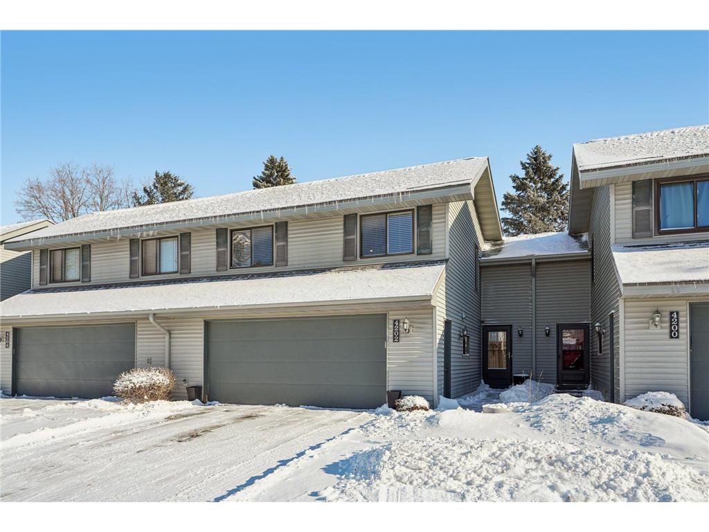 4202 Shirlee Lane N Shoreview MN 55126 7003031 image1