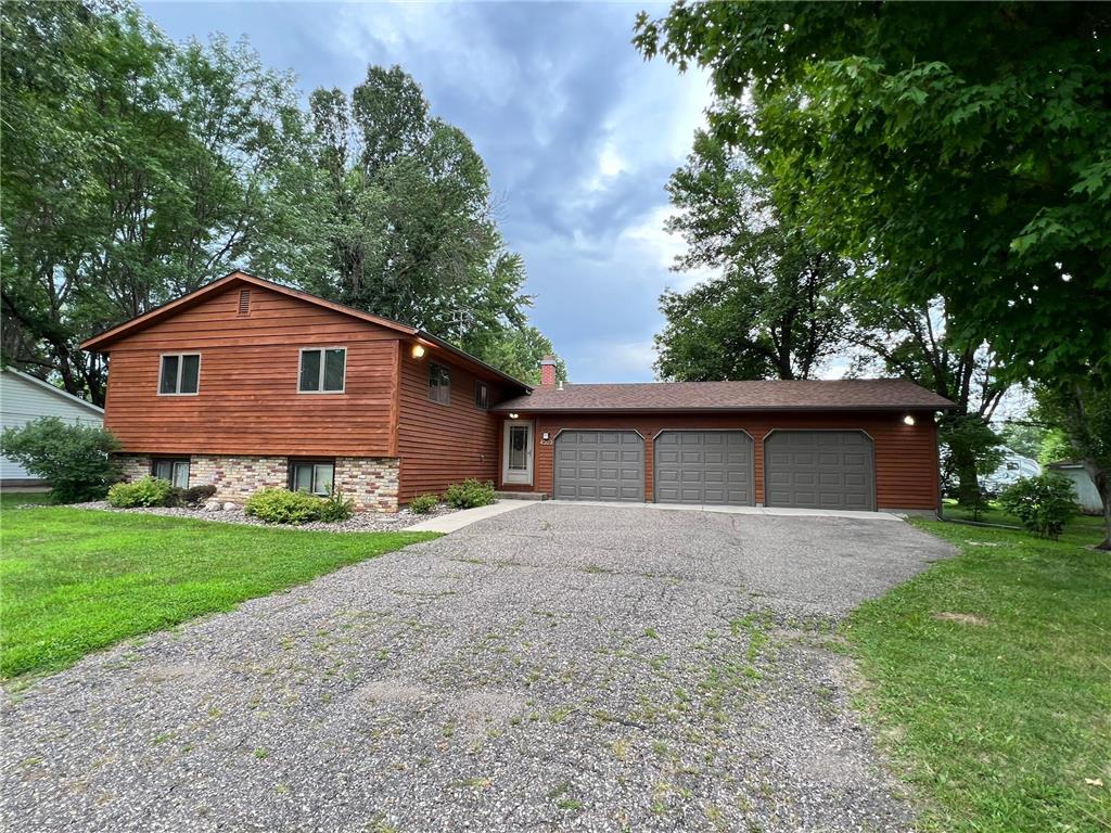 4202 Wright Street, Red Wing, MN 55066 MLS 6250891 Edina Realty