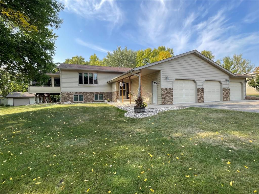 4204 Heritage Lane NE Alexandria MN 56308 6438155 image1