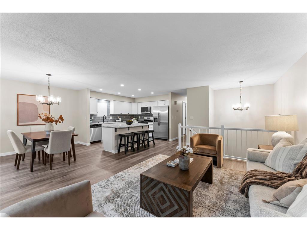 4204 Thornhill Lane Vadnais Heights MN 55127 6725921 image1