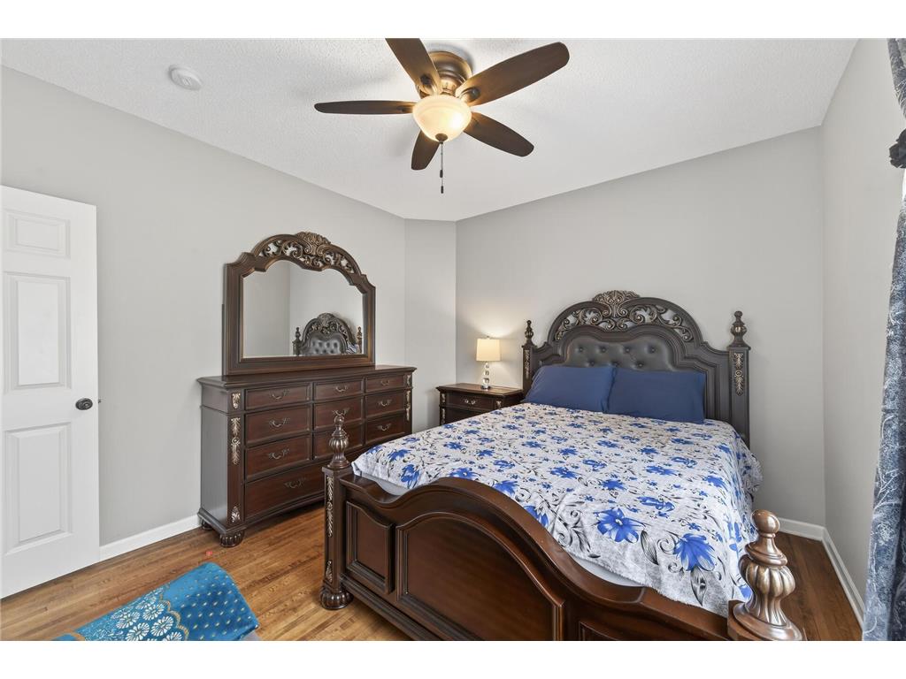 4205 Elliot Avenue Minneapolis MN 55407 7031057 image12