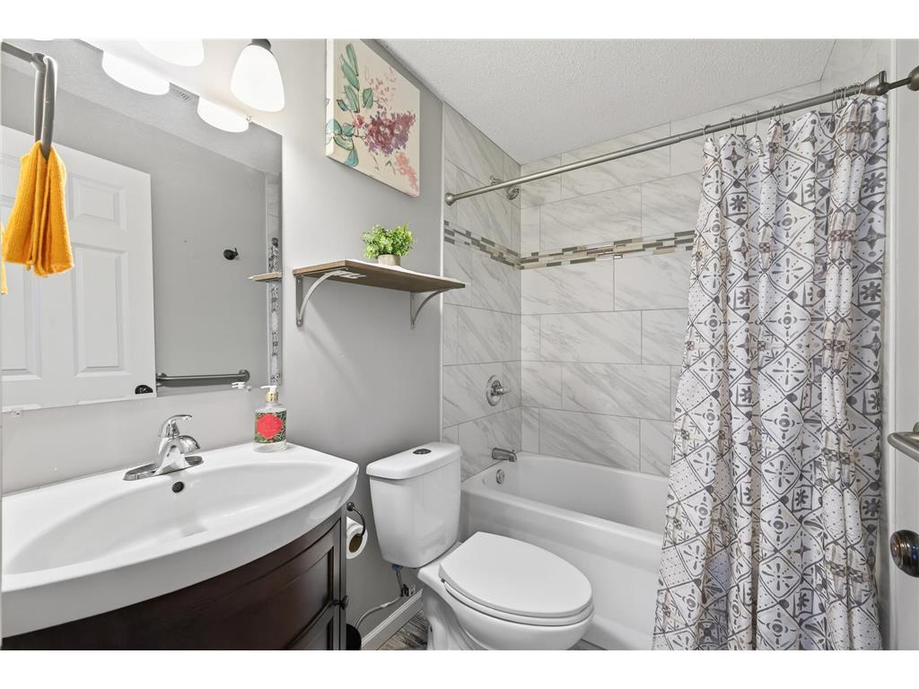 4205 Elliot Avenue Minneapolis MN 55407 7031057 image15