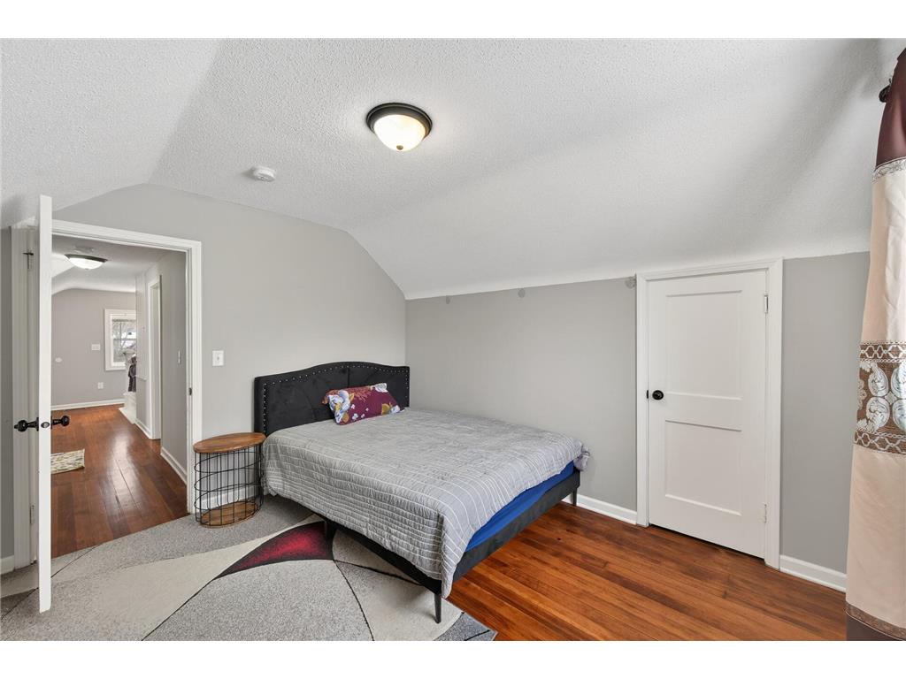 4205 Elliot Avenue Minneapolis MN 55407 7031057 image22