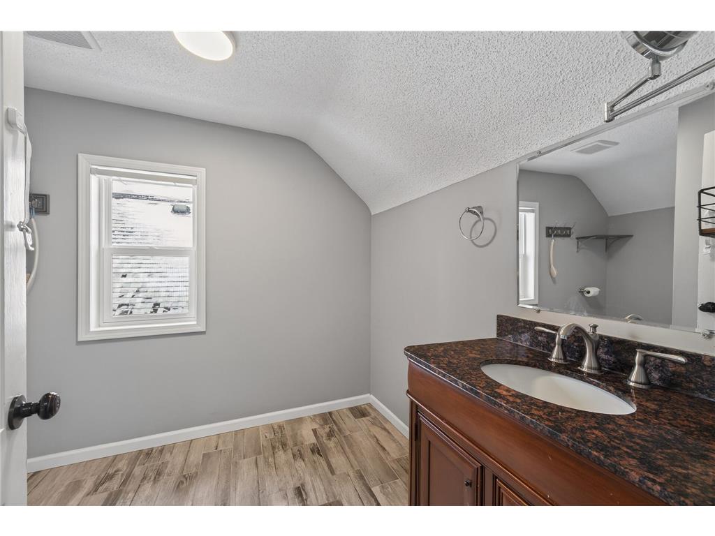 4205 Elliot Avenue Minneapolis MN 55407 7031057 image25