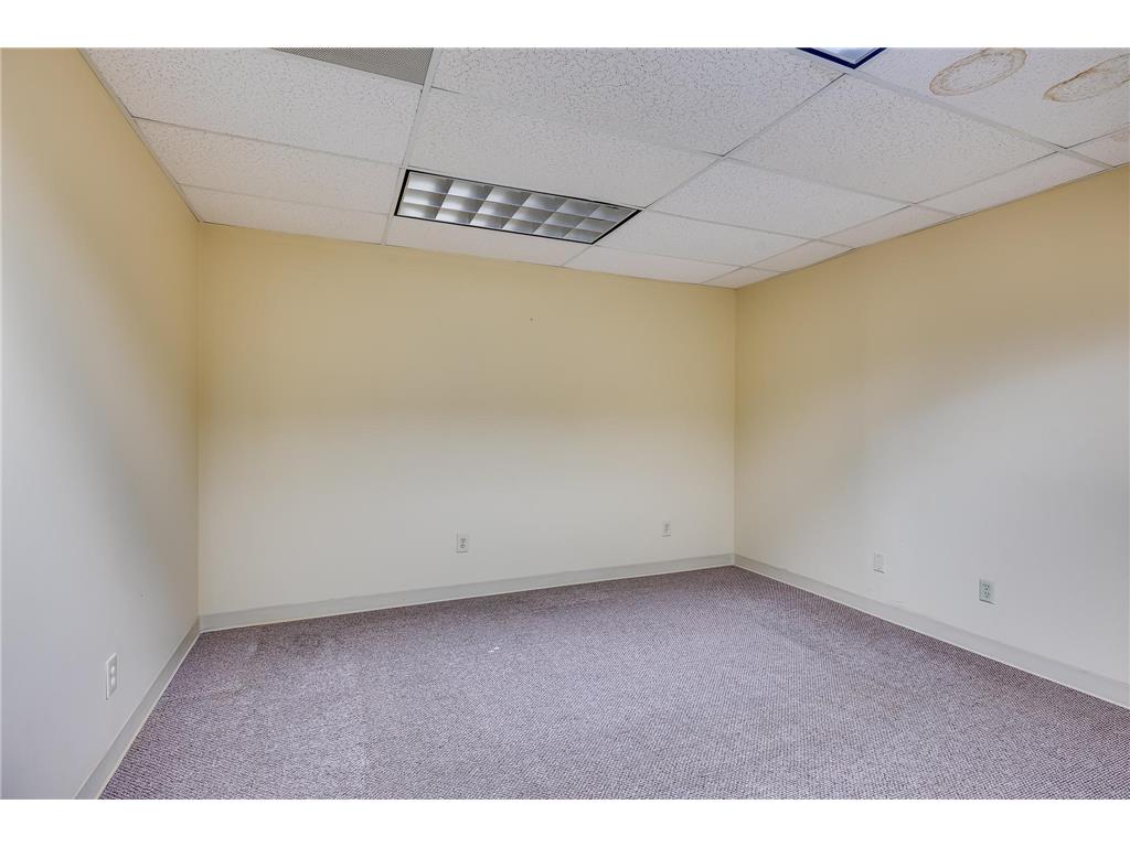 4205 Lancaster Lane N Plymouth MN 55441 7076236 image11