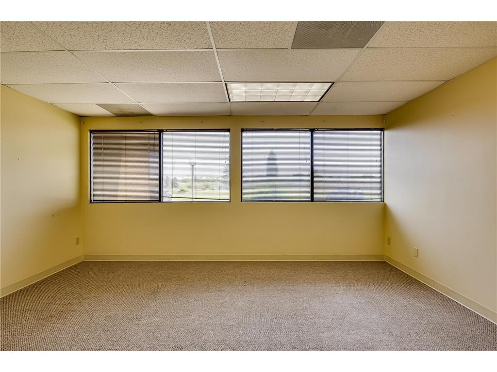 4205 Lancaster Lane N Plymouth MN 55441 7076236 image12