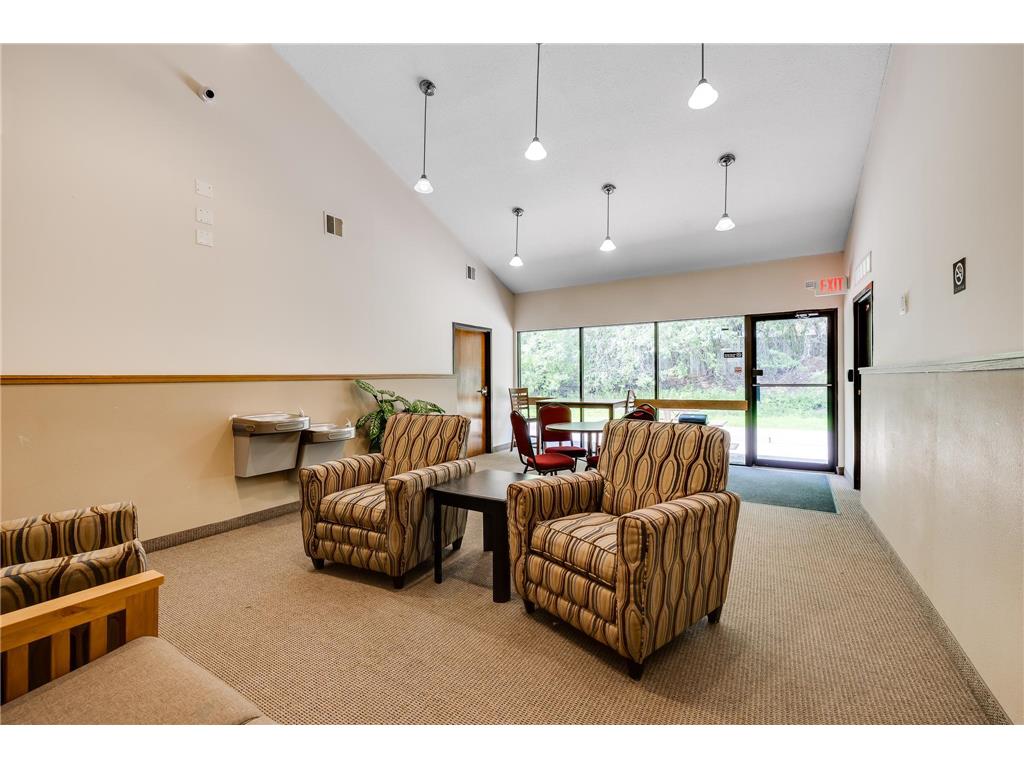4205 Lancaster Lane N Plymouth MN 55441 7076236 image3