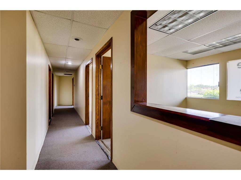 4205 Lancaster Lane N Plymouth MN 55441 7076236 image9