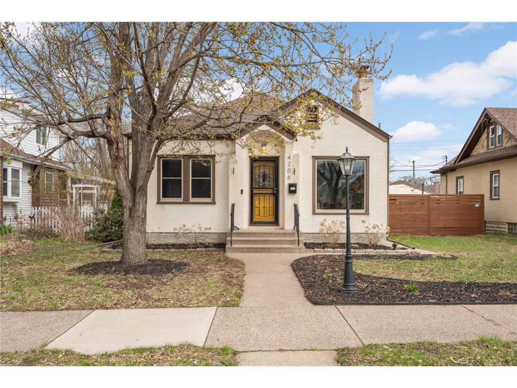 4206 Vincent Avenue N Minneapolis MN 55412 6710467 image1