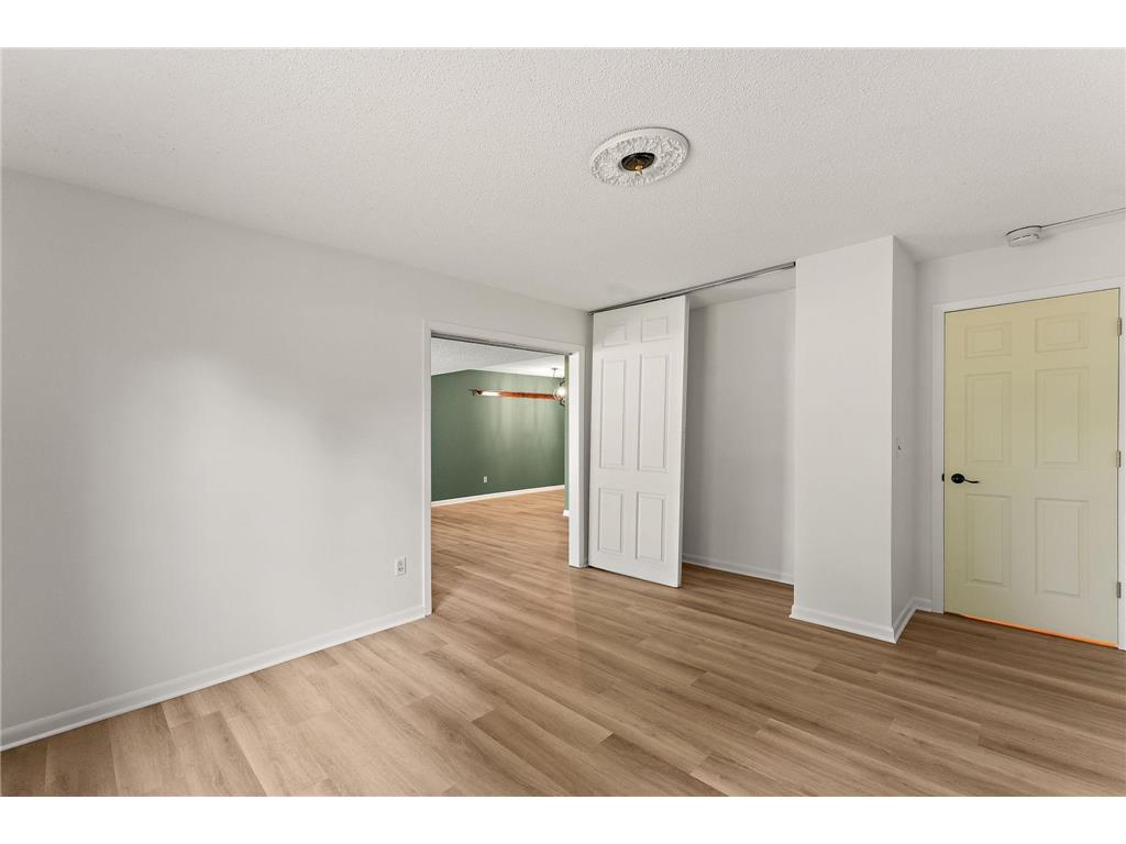 4207 Lakeside Avenue N #134 Brooklyn Center MN 55429 - Lower Twin Lake 7004002 image12