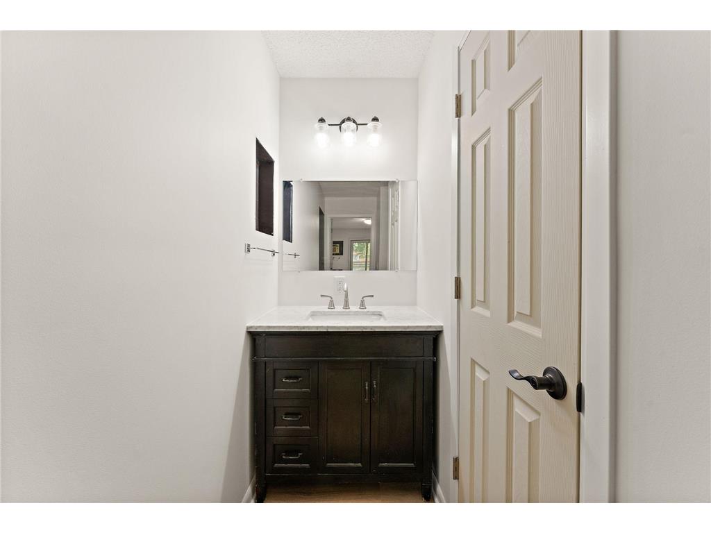 4207 Lakeside Avenue N #134 Brooklyn Center MN 55429 - Lower Twin Lake 7004002 image16