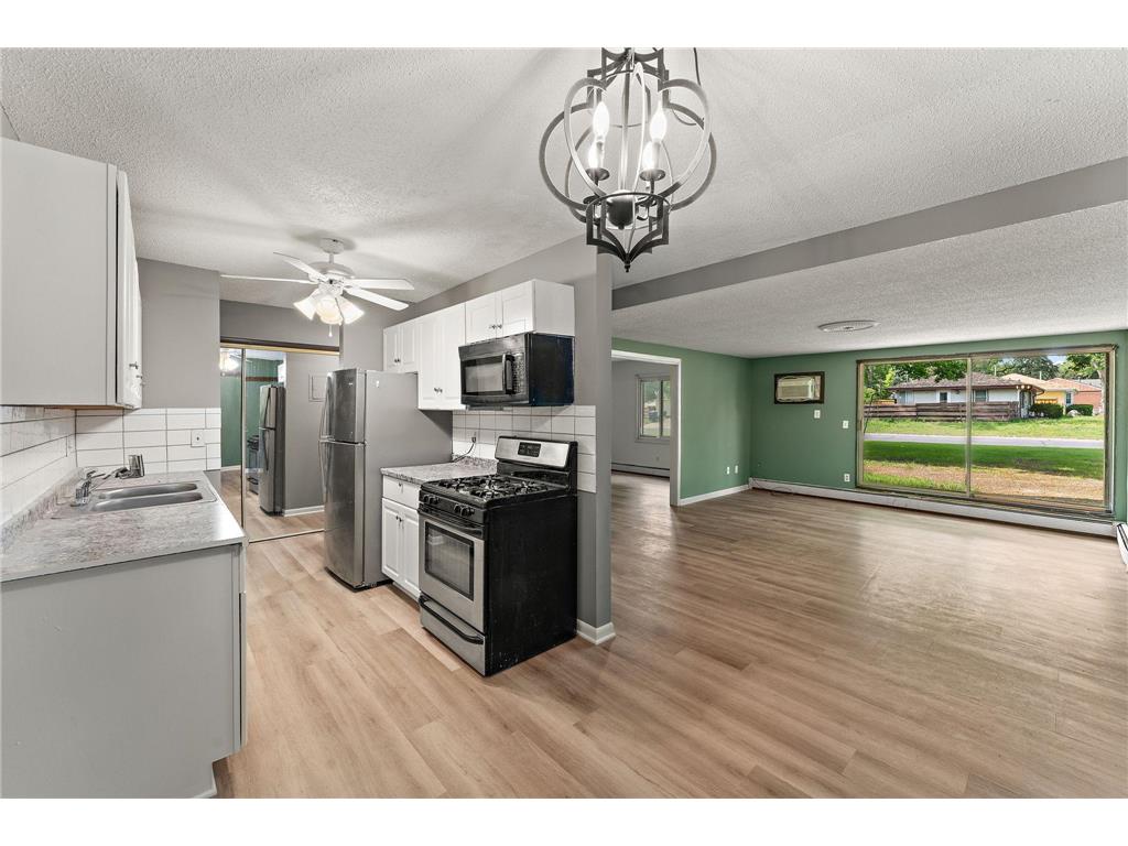 4207 Lakeside Avenue N #134 Brooklyn Center MN 55429 - Lower Twin Lake 7004002 image2