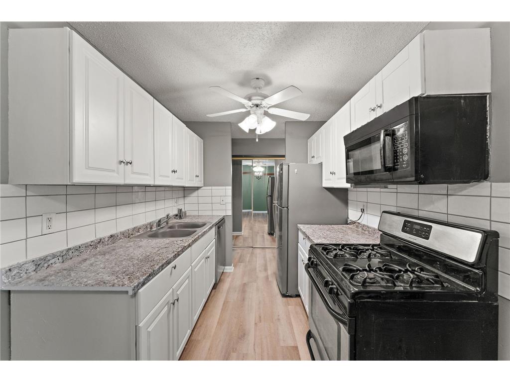 4207 Lakeside Avenue N #134 Brooklyn Center MN 55429 - Lower Twin Lake 7004002 image3